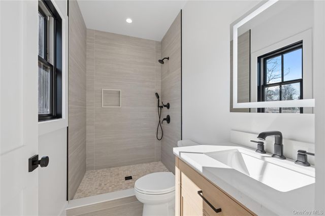 14 Bay Avenue, East Quogue, NY 11942