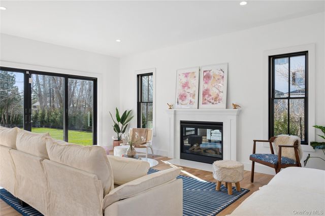 14 Bay Avenue, East Quogue, NY 11942