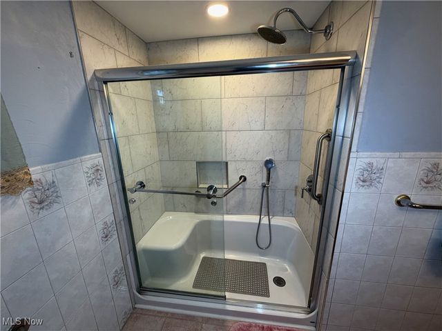 48536 Crestvue Place, East Liverpool, OH 43920