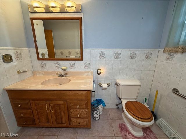 48536 Crestvue Place, East Liverpool, OH 43920