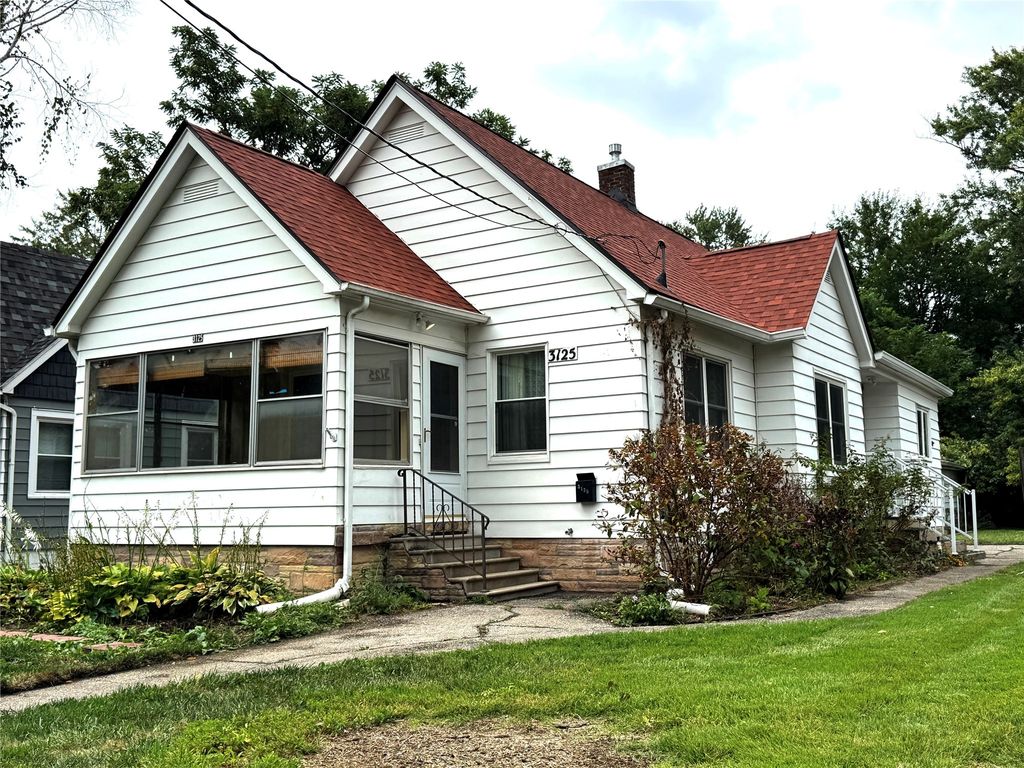 3125 SW 13th Place, Des Moines, IA 50315
