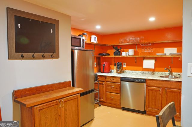 7435 Woodruff Way, Stone Mountain, GA 30087