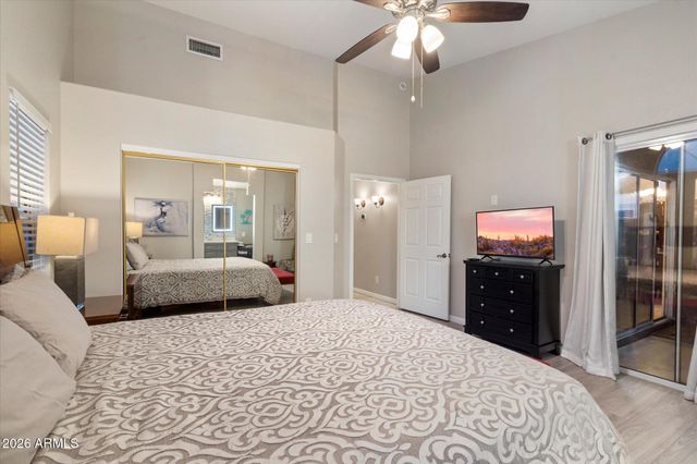 4252 W CAMINO VIVAZ --, Glendale, AZ 85310
