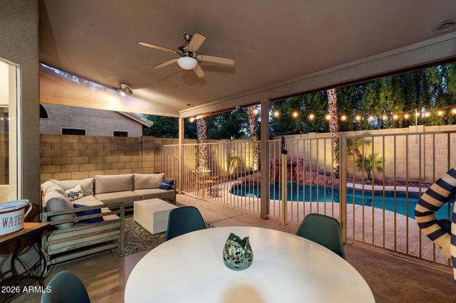 4252 W CAMINO VIVAZ --, Glendale, AZ 85310