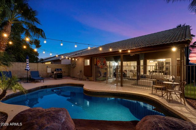 4252 W CAMINO VIVAZ --, Glendale, AZ 85310