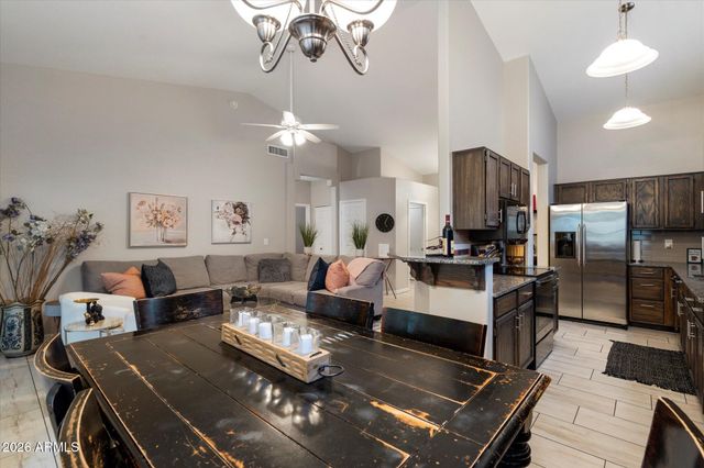 4252 W CAMINO VIVAZ --, Glendale, AZ 85310