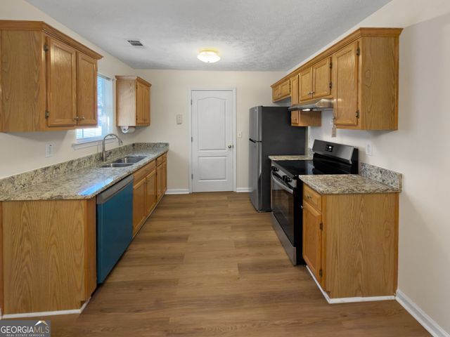 203 Misty Ridge Trail, Stockbridge, GA 30281