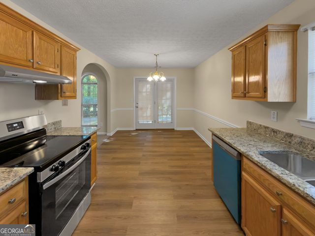 203 Misty Ridge Trail, Stockbridge, GA 30281