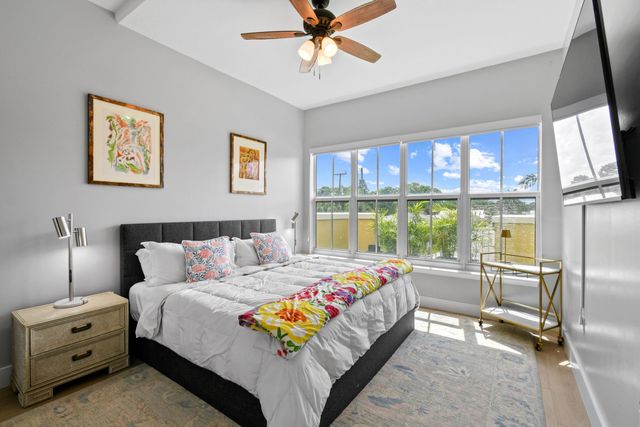 3940 N Flagler Drive 206, West Palm Beach, FL 33407