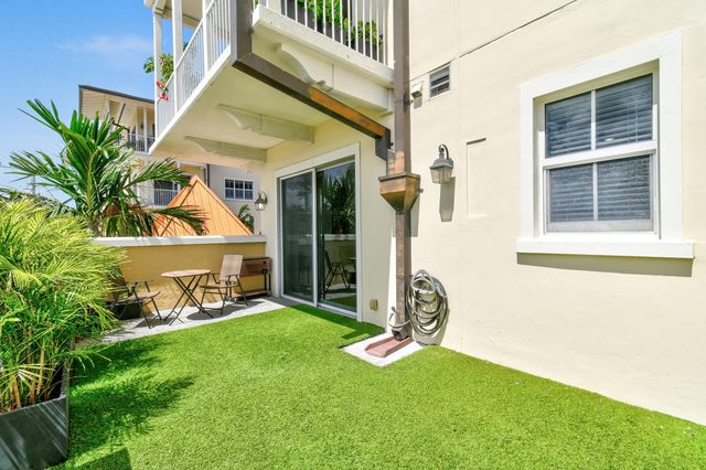 3940 N Flagler Drive 206, West Palm Beach, FL 33407