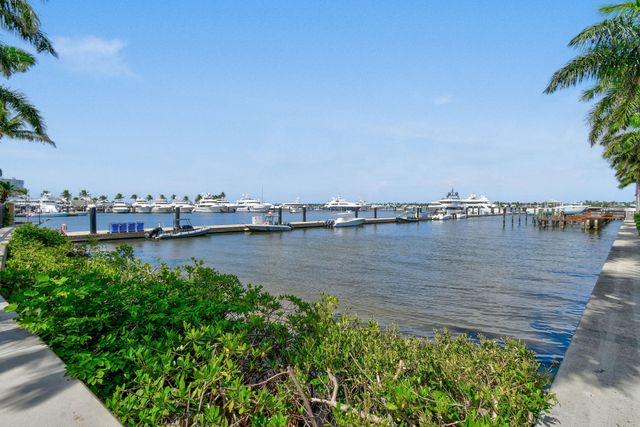 3940 N Flagler Drive 206, West Palm Beach, FL 33407