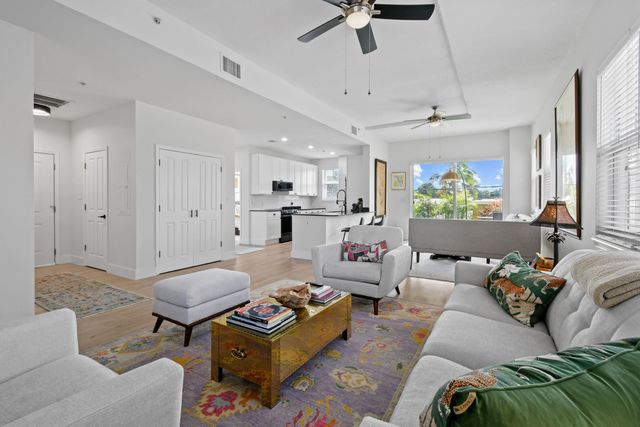 3940 N Flagler Drive 206, West Palm Beach, FL 33407