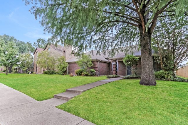 1008 Micarta Drive, Mesquite, TX 75181