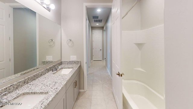 7712 S Star Wash Loop, Tucson, AZ 85757