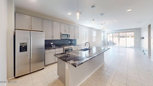 7712 S Star Wash Loop, Tucson, AZ 85757