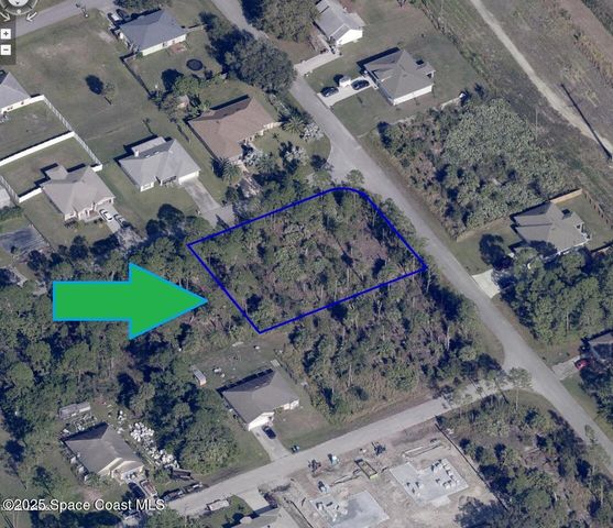 890 Double Lot On Reardon Street SE, Palm Bay, FL 32909