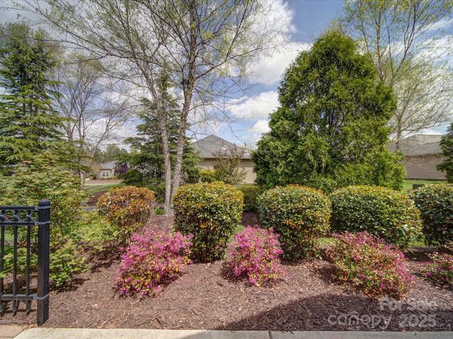 4754 Polo Gate Boulevard, Charlotte, NC 28216