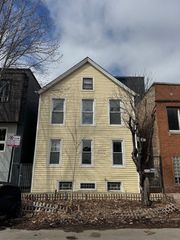 2230 N Washtenaw Avenue, Chicago, IL 60647