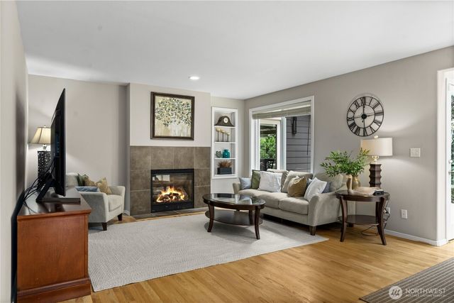 23411 SE 251st Place, Maple Valley, WA 98038