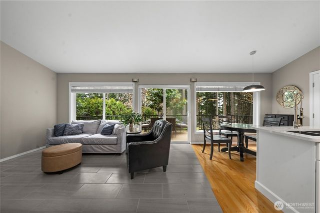 23411 SE 251st Place, Maple Valley, WA 98038