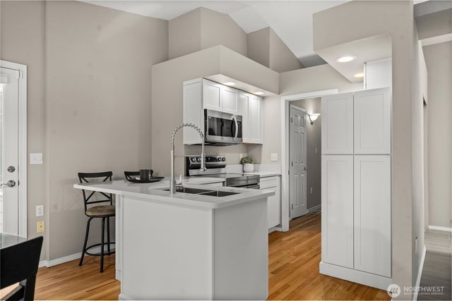 23411 SE 251st Place, Maple Valley, WA 98038