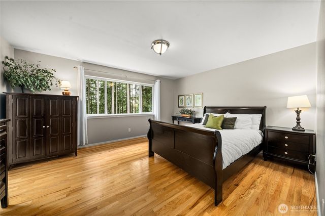 23411 SE 251st Place, Maple Valley, WA 98038