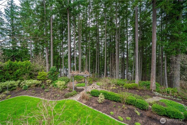 23411 SE 251st Place, Maple Valley, WA 98038