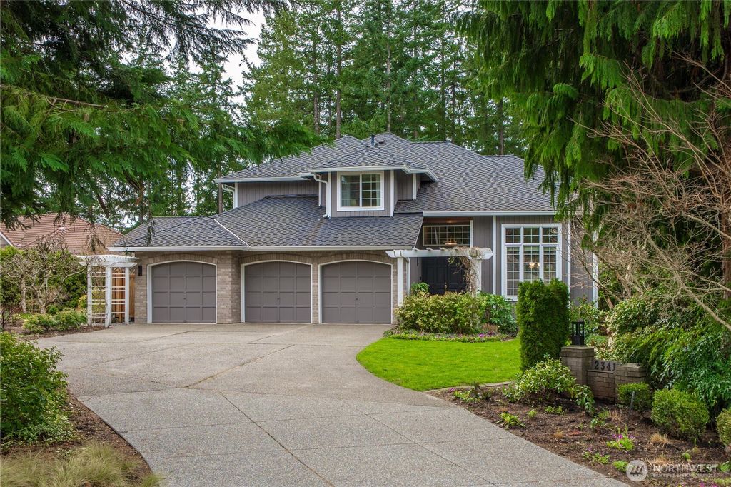 23411 SE 251st Place, Maple Valley, WA 98038