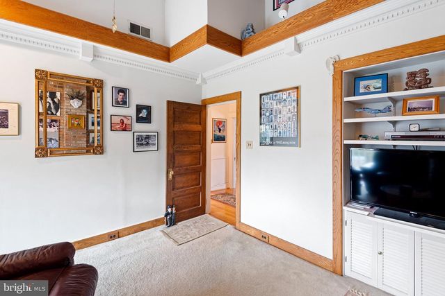 1321 WOODLAWN AVE, Wilmington, DE 19806