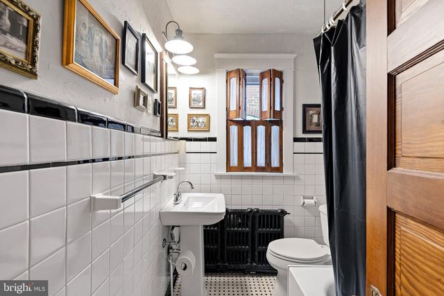 1321 WOODLAWN AVE, Wilmington, DE 19806