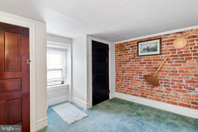 1321 WOODLAWN AVE, Wilmington, DE 19806