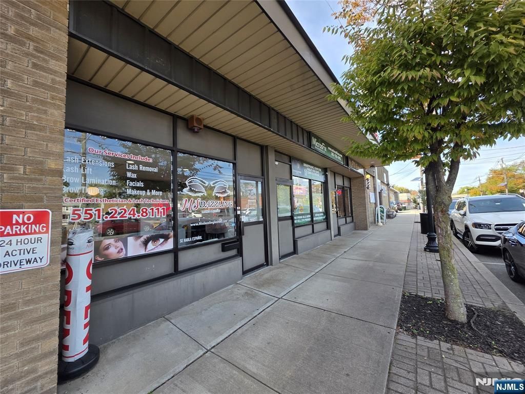 198 Market Street, Elmwood Park, NJ 07407