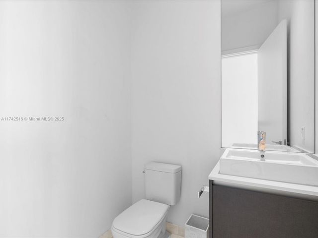 1451 Brickell Ave 5101, Miami, FL 33131