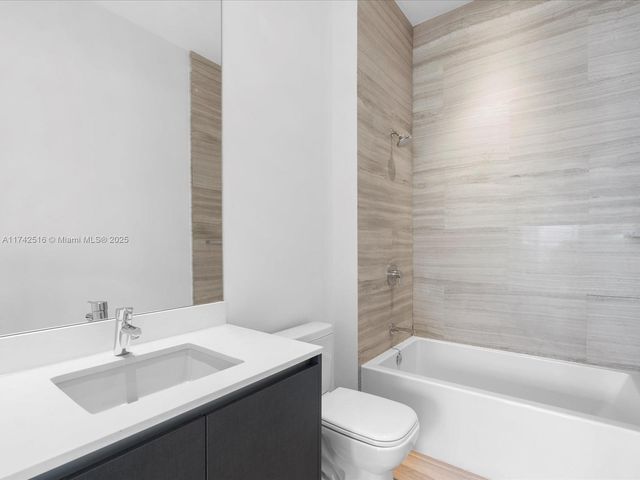 1451 Brickell Ave 5101, Miami, FL 33131