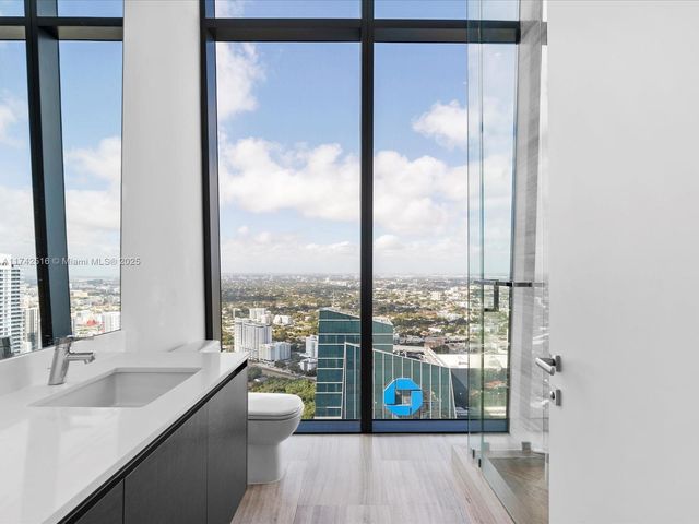 1451 Brickell Ave 5101, Miami, FL 33131