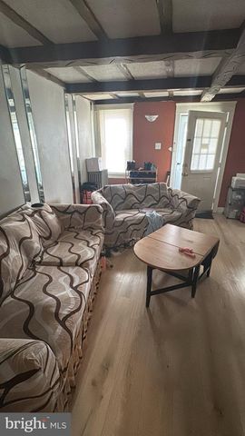 7029 GREENWOOD AVE, Upper Darby, PA 19082