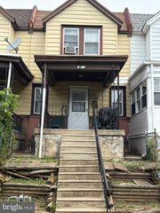 7029 GREENWOOD AVE, Upper Darby, PA 19082