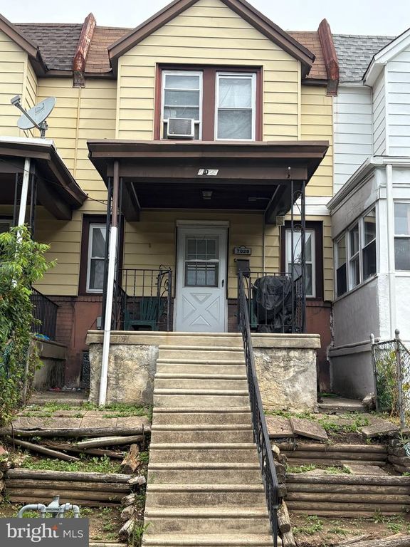 7029 GREENWOOD AVE, Upper Darby, PA 19082