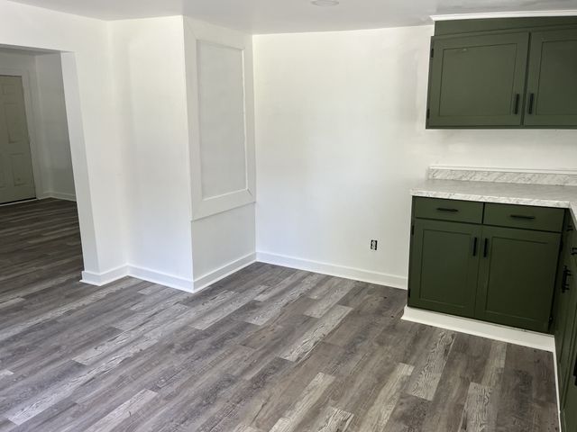 110 N Commerce St, Adams, TN 37010
