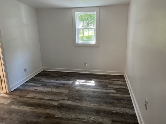 110 N Commerce St, Adams, TN 37010