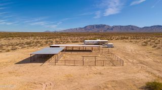 72901 70 1/2 Street, Wenden, AZ 85357