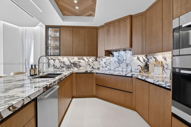 4100 Island Boulevard 904, Aventura, FL 33160