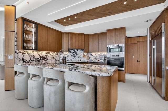 4100 Island Boulevard 904, Aventura, FL 33160