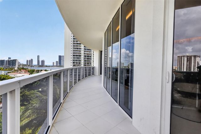 4100 Island Boulevard 904, Aventura, FL 33160
