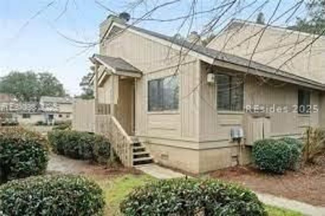5 Gum Tree Rd Apt L18, Hilton Head Island, SC 29926