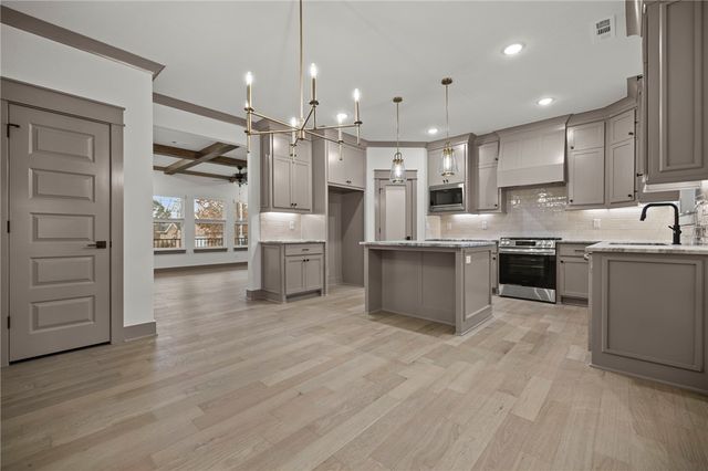 9 Stringer Lane, Bella Vista, AR 72715