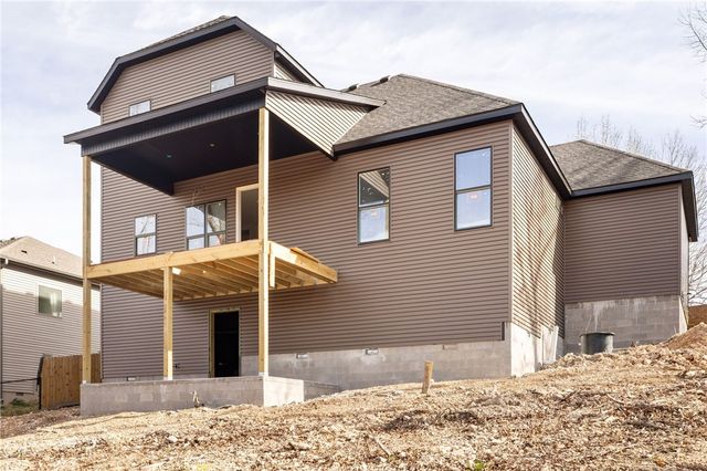 9 Stringer Lane, Bella Vista, AR 72715