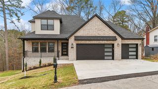 9 Stringer Lane, Bella Vista, AR 72715