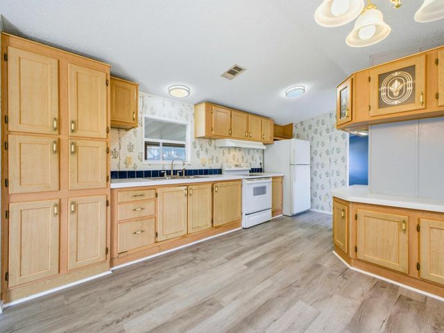 4185 N Shady Lane, Boynton Beach, FL 33436
