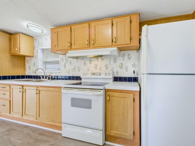 4185 N Shady Lane, Boynton Beach, FL 33436